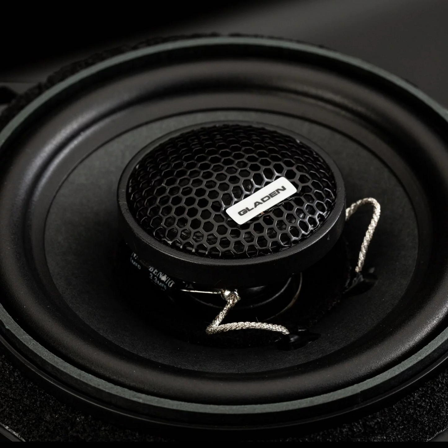 GLADEN ONE 100 - BMW E82 - PLUG & PLAY SPEAKER UPGRADE KIT - MADE TO FIT ENHANCE