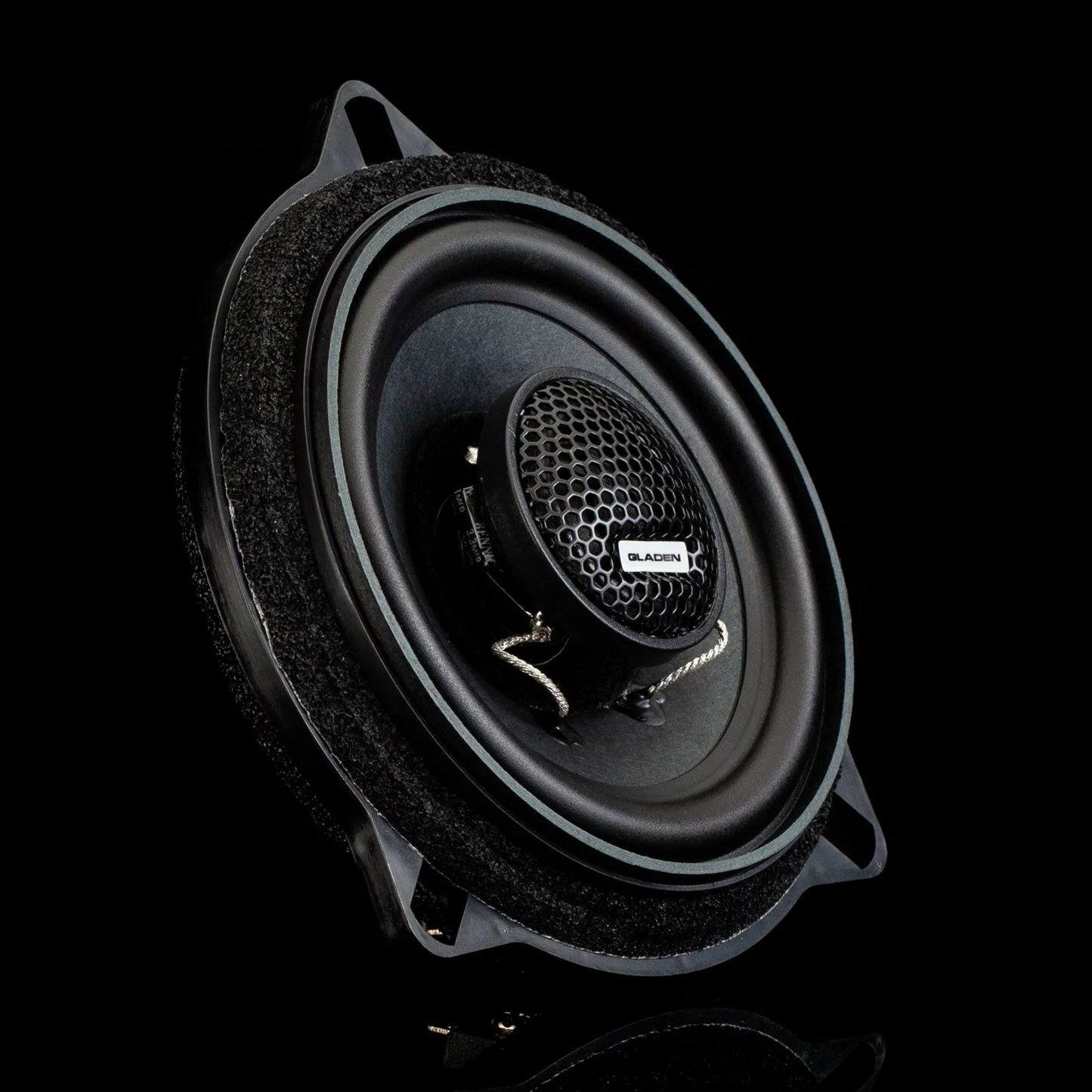 GLADEN ONE 100 - BMW E91 - PLUG & PLAY SPEAKER UPGRADE KIT - MADE TO FIT ENHANCE