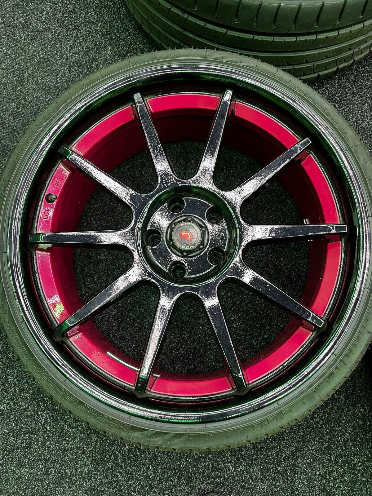 20" x 9j 5x112 66.6 Concaved Alloy Wheels (Curb damage) Mercedes