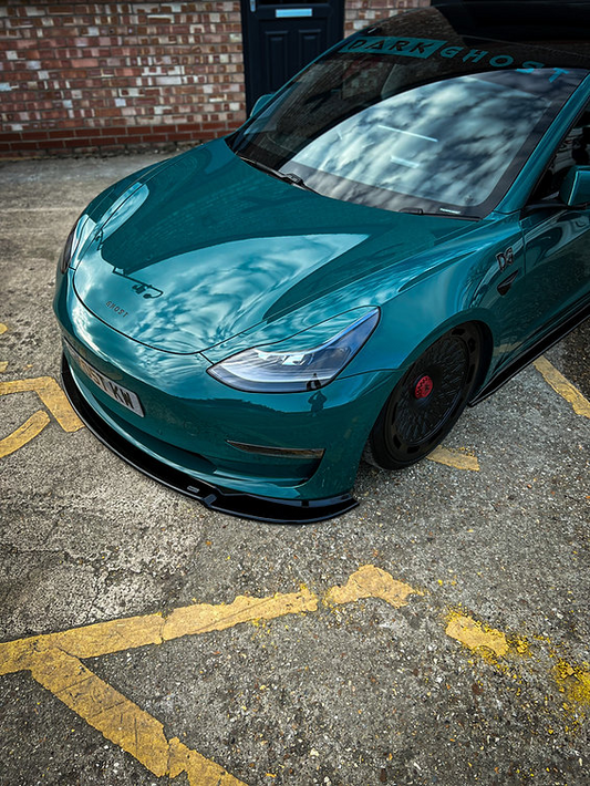 TRC Dark Ghost - Tesla Model 3 Front Splitter