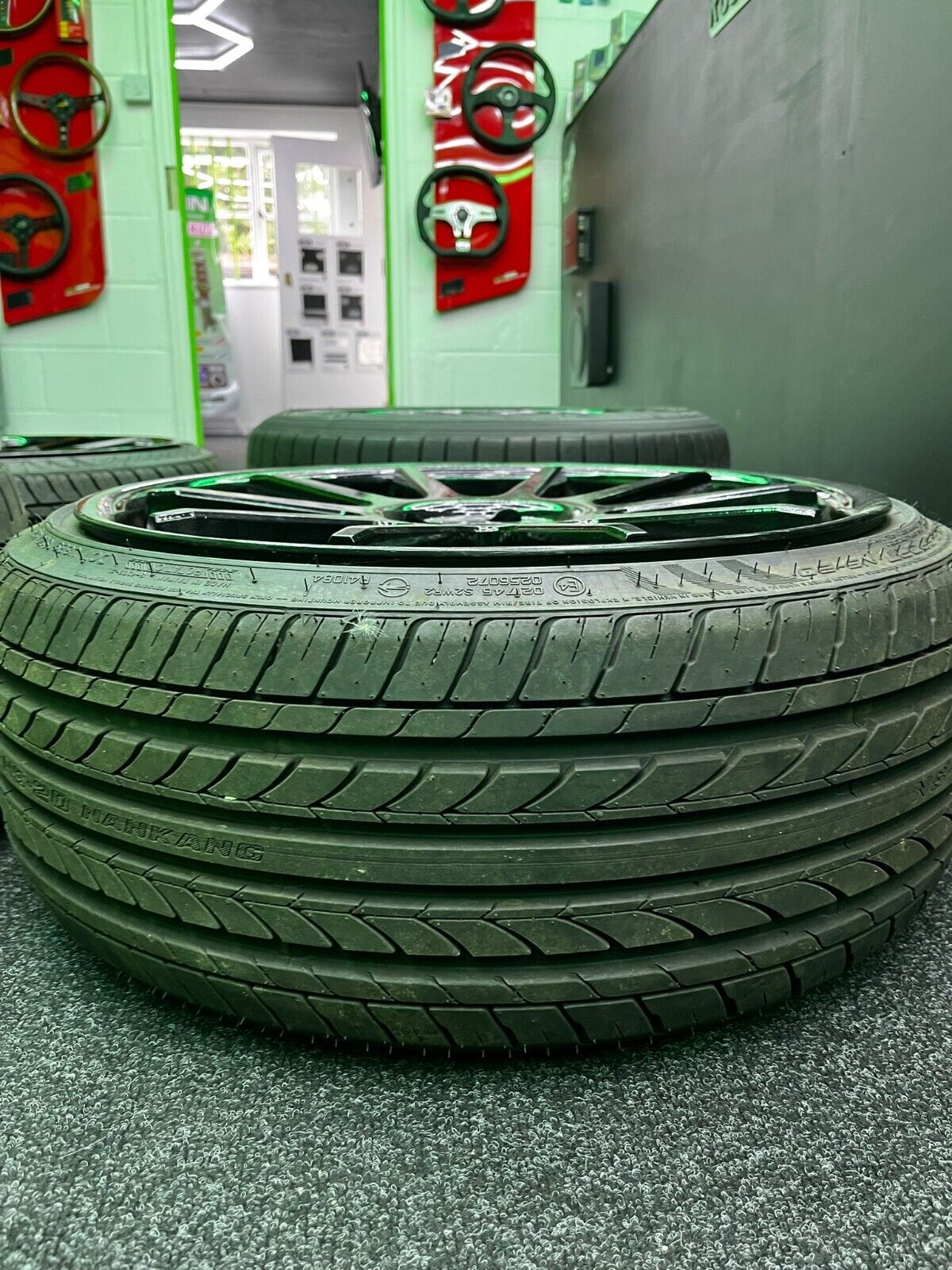 20" x 9j 5x112 66.6 Concaved Alloy Wheels (Curb damage) Mercedes