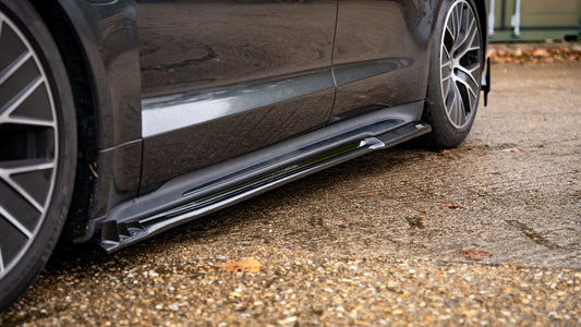 Porsche Taycan Pre Facelift - Side Skirt Splitters
