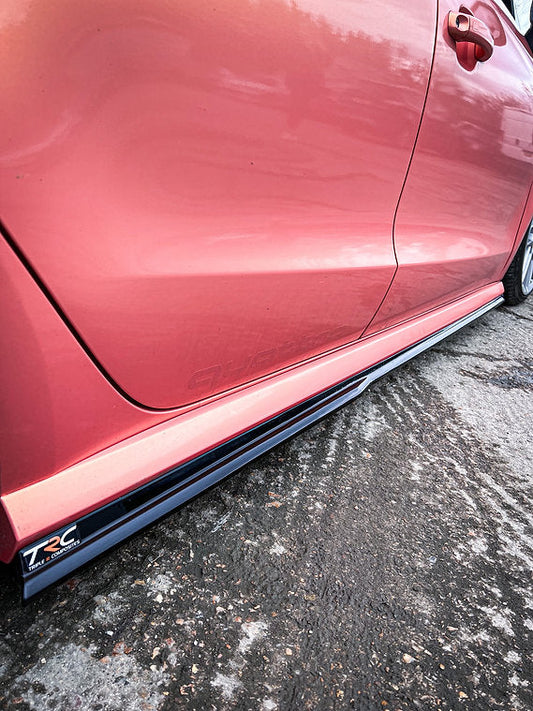 Audi S1 8X - V2 Side Skirt Splitters