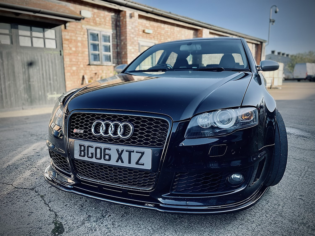 Audi RS4 B7 Cabriolet - Front Splitter