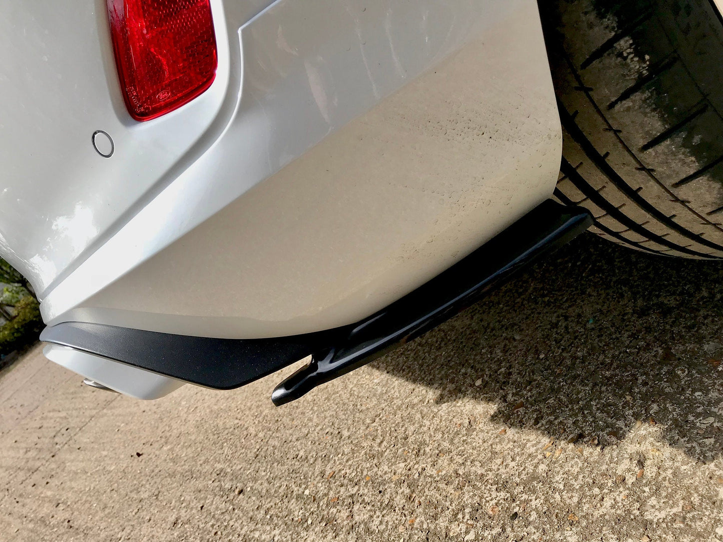 Ford Fiesta MK8.5 ST - V1 Rear Spats