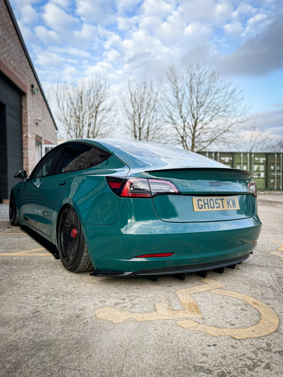 Tesla Model 3 - Rear Spats